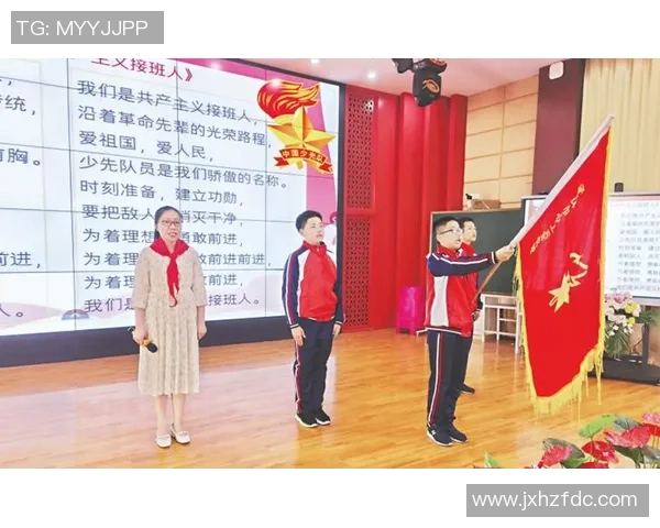 首款帕尼尼女足球星卡发布引发收藏热潮成行业新风向标